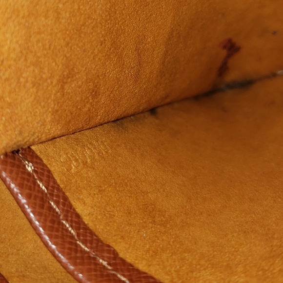 **SOLD**Louis Vuitton Musette Salsa PM - Picture 6 of 7